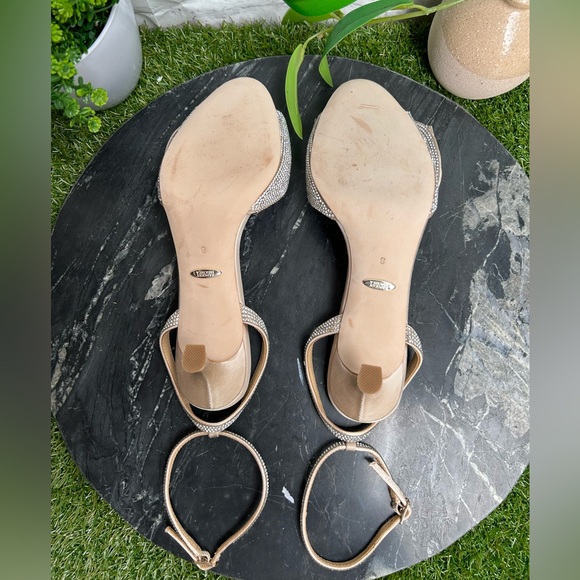 Badgley Mischka Collection Remi Crystal satin embellished ankle strap Sz 8 blush - Picture 15 of 17